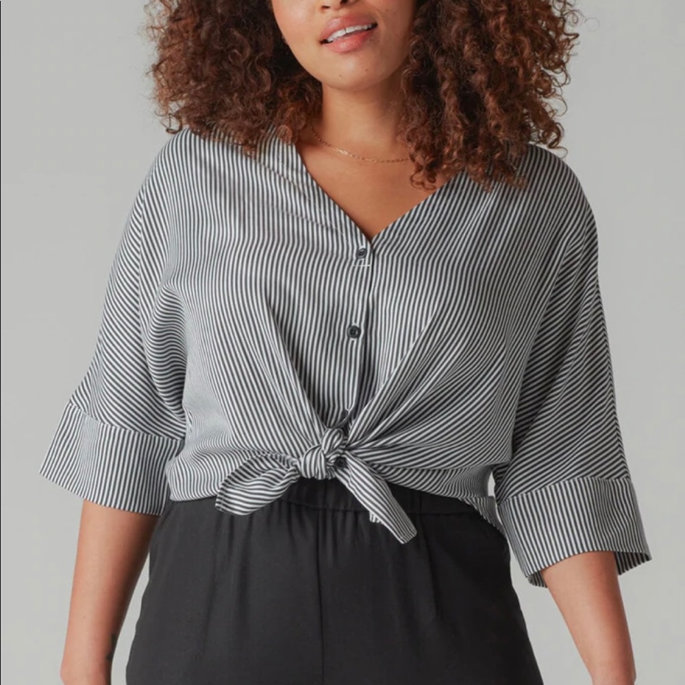 Vetta Boyfriend Shirt NWOT L